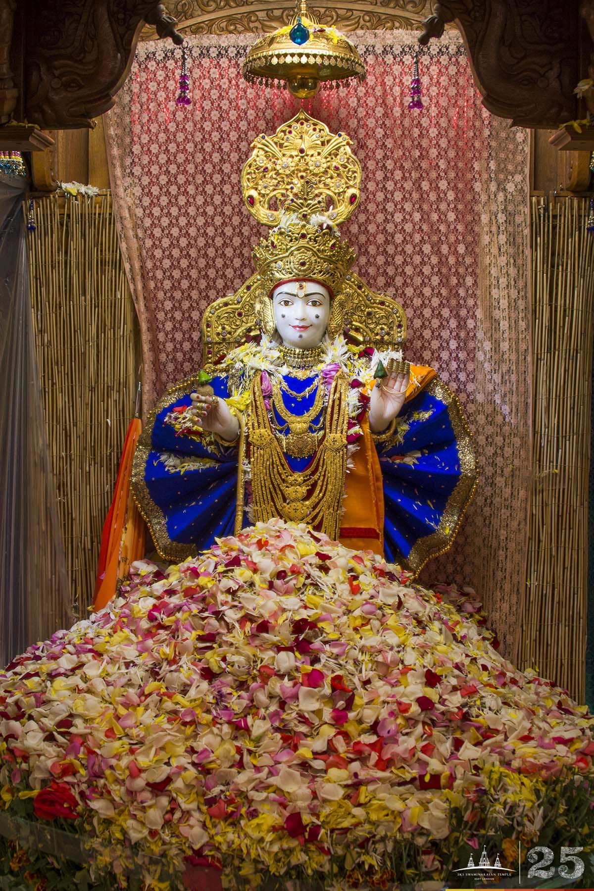 ©1987-2017 SKS Swaminarayan Temple East London